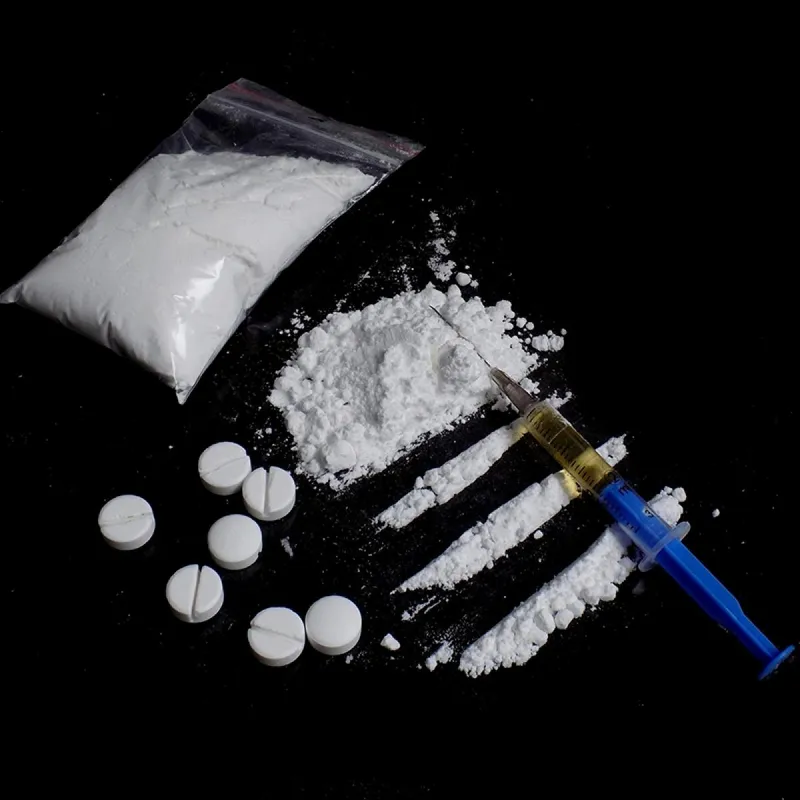 Cocaine,Drug,Powder,Bag,,Pile,And,Lines,,Injection,And,Pills