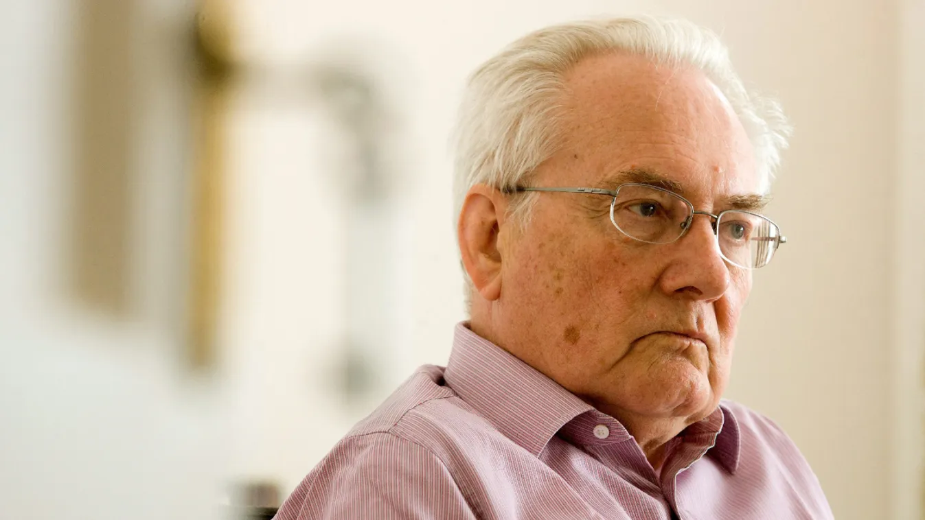 Róna Péter: A CIA tisztes, rendes megélhetést adott