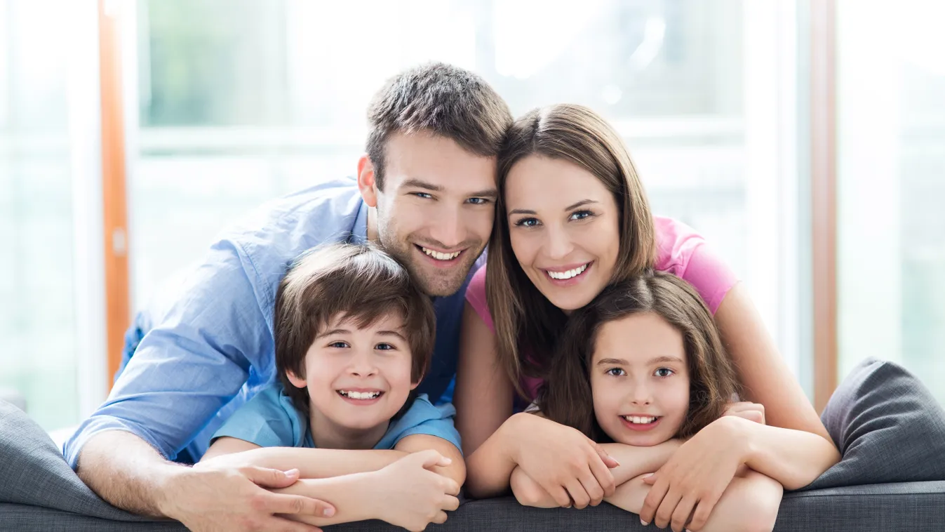 Tájékoztató akciót indít a kormány a népszavazásról