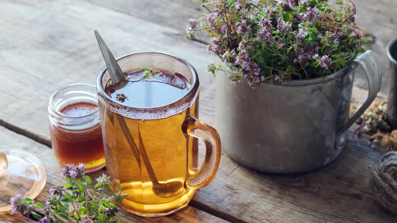 Mug,Of,Thyme,Healthy,Herbal,Tea,,Honey,Jar,And,Rustic