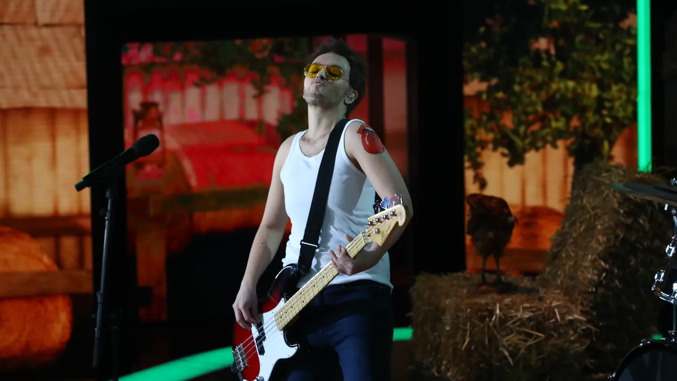 Felrobbant a színpad: így gratulált saját magának Papp Szabi