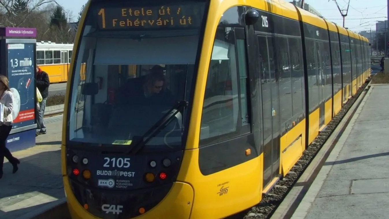 Teljes a káosz, mi történik az 1-es villamos vonalán?
