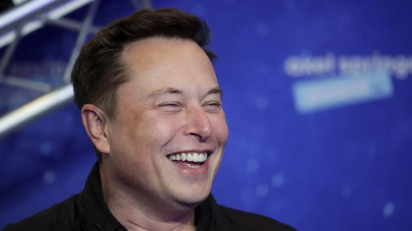 Elon Musk: Joe Biden egy nedves zokni, aki hülyének nézi az amerikaiakat
