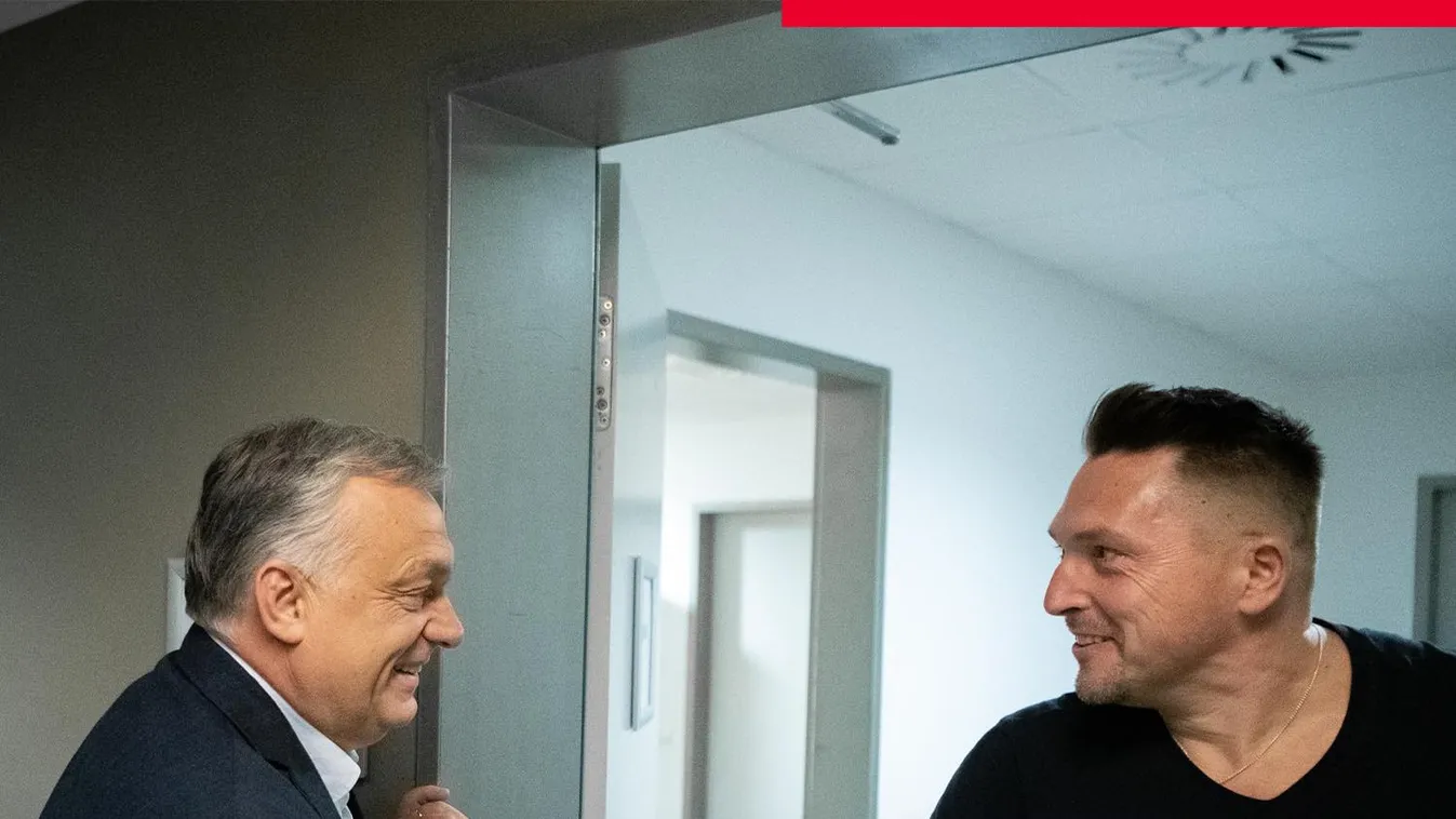 Orbán Viktor Ákos koncertjéről jelentkezett be