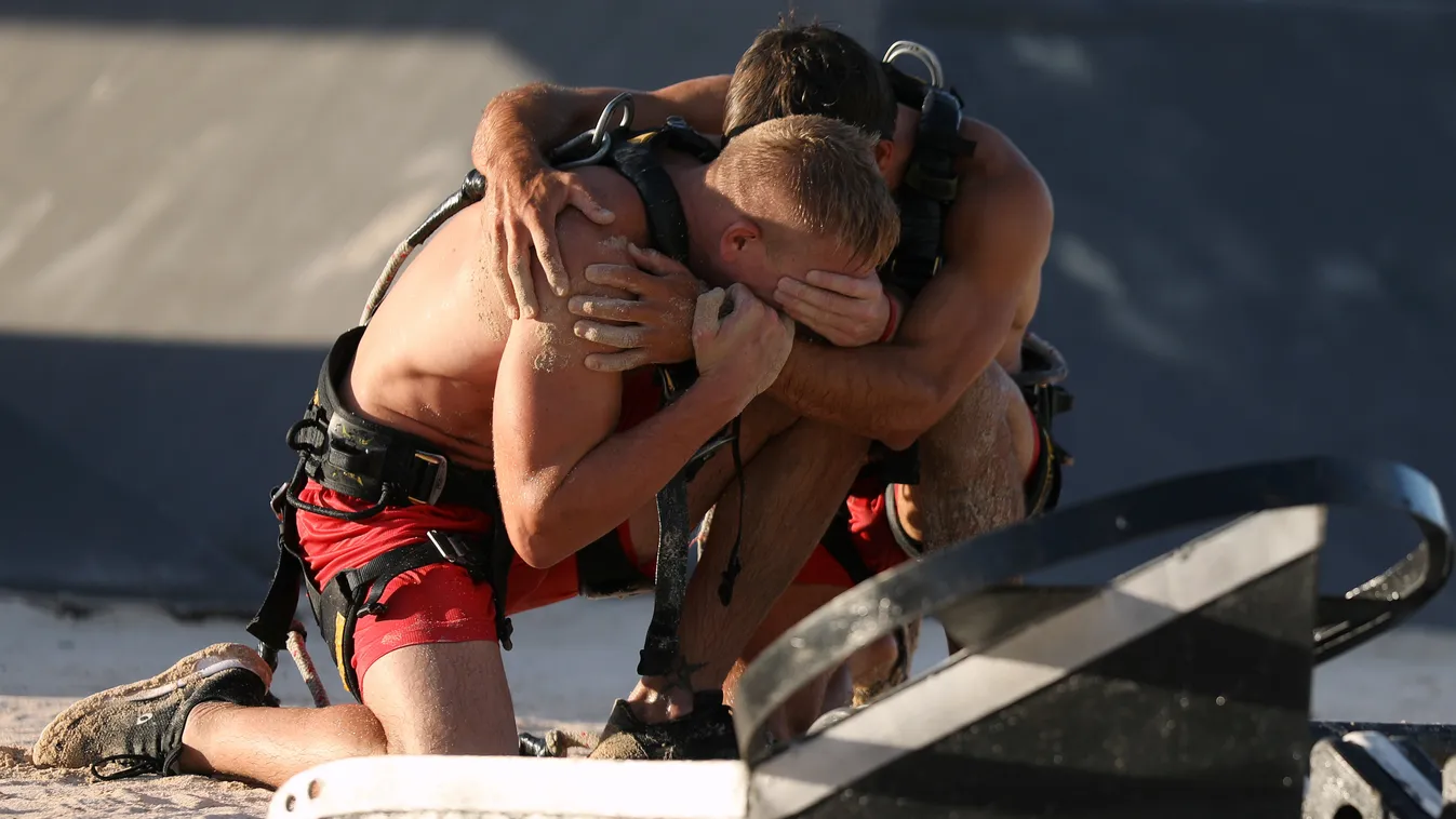 Fogynak a Bajnokok: drámai párbajon búcsúzott a csapattársuk