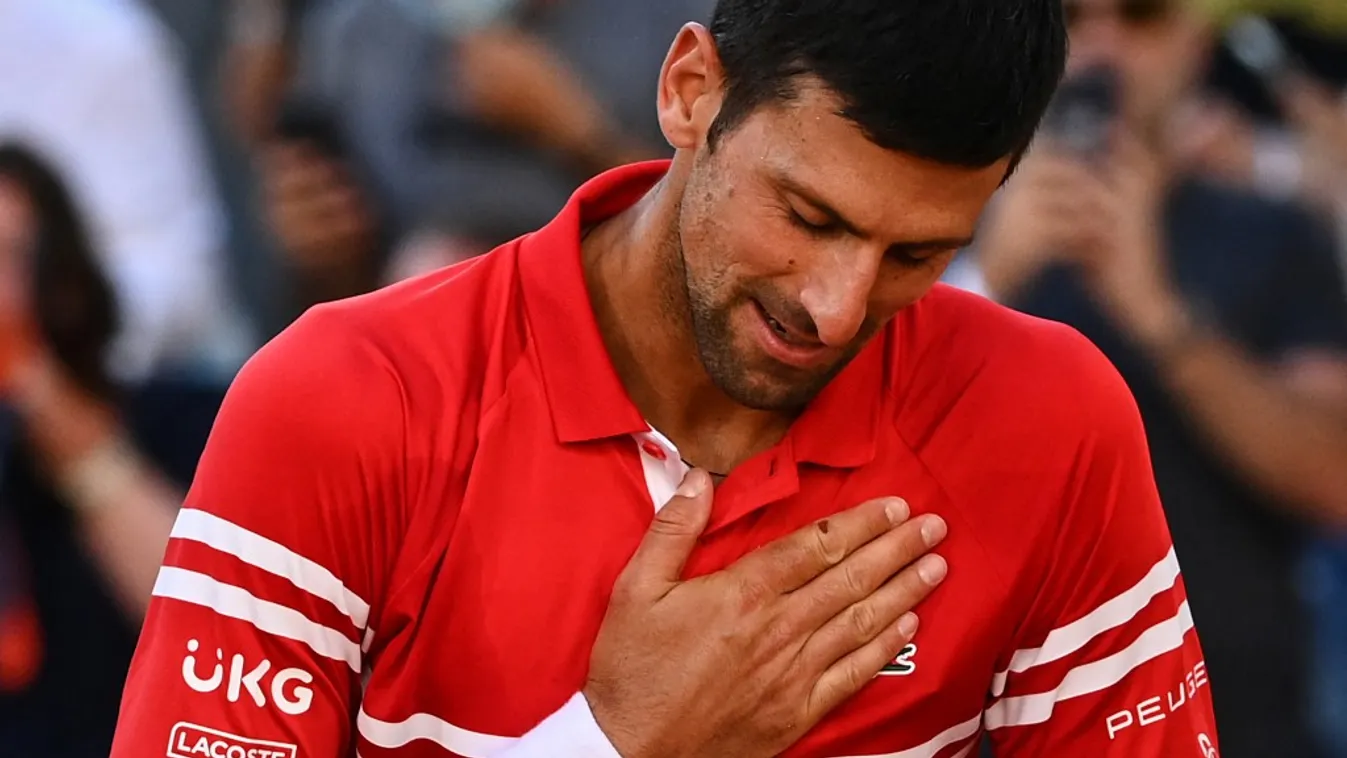 Ebből megint botrány lesz, Djokovics nem áll le