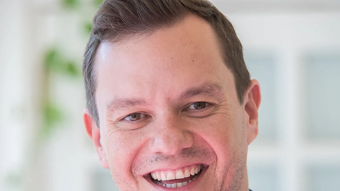 Nincs több titok: ő Nacsa Olivér szerelme!