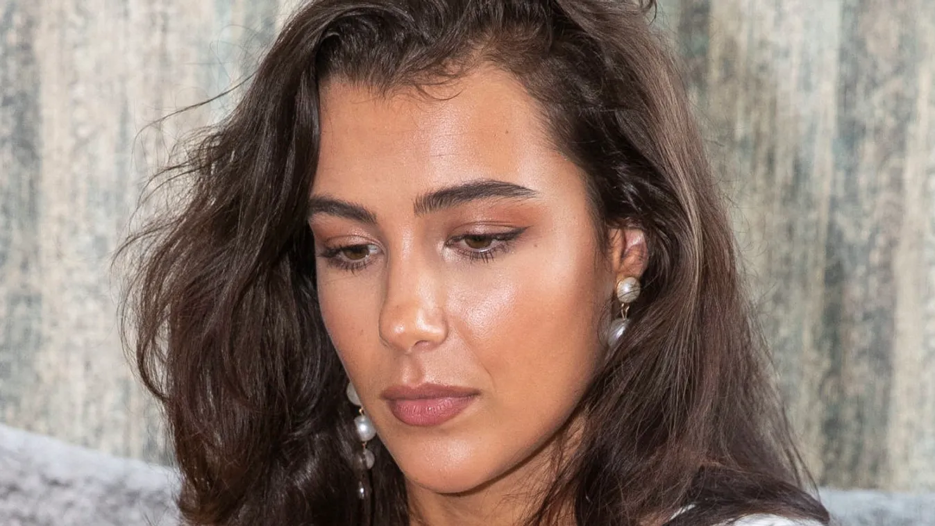 Nem titkolja: Ezt műveli Tóth Andi a pszichológusnál