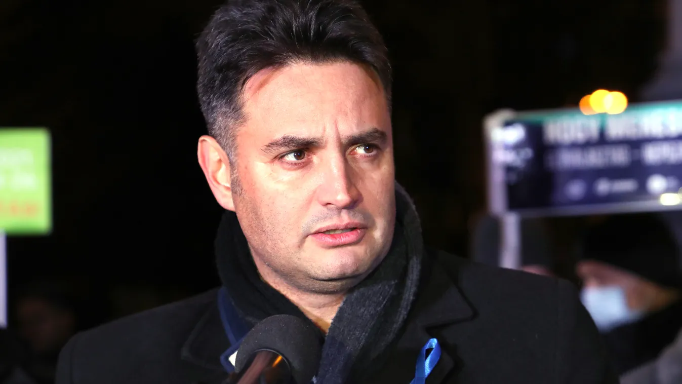 Márki-Zay: A kommunistákat és a fasisztákat külön-külön képviseljük