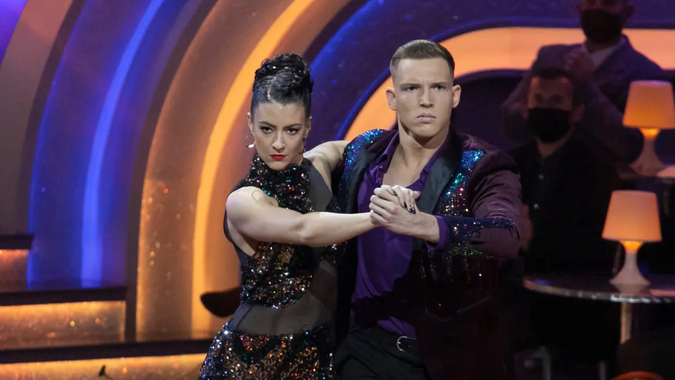 Intim pillanatban fotózták le Stana Alexandráékat