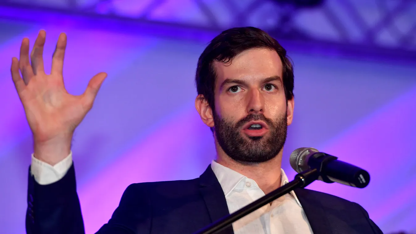 Fekete-Győr: „Putyint teljes karanténba kell helyezni”