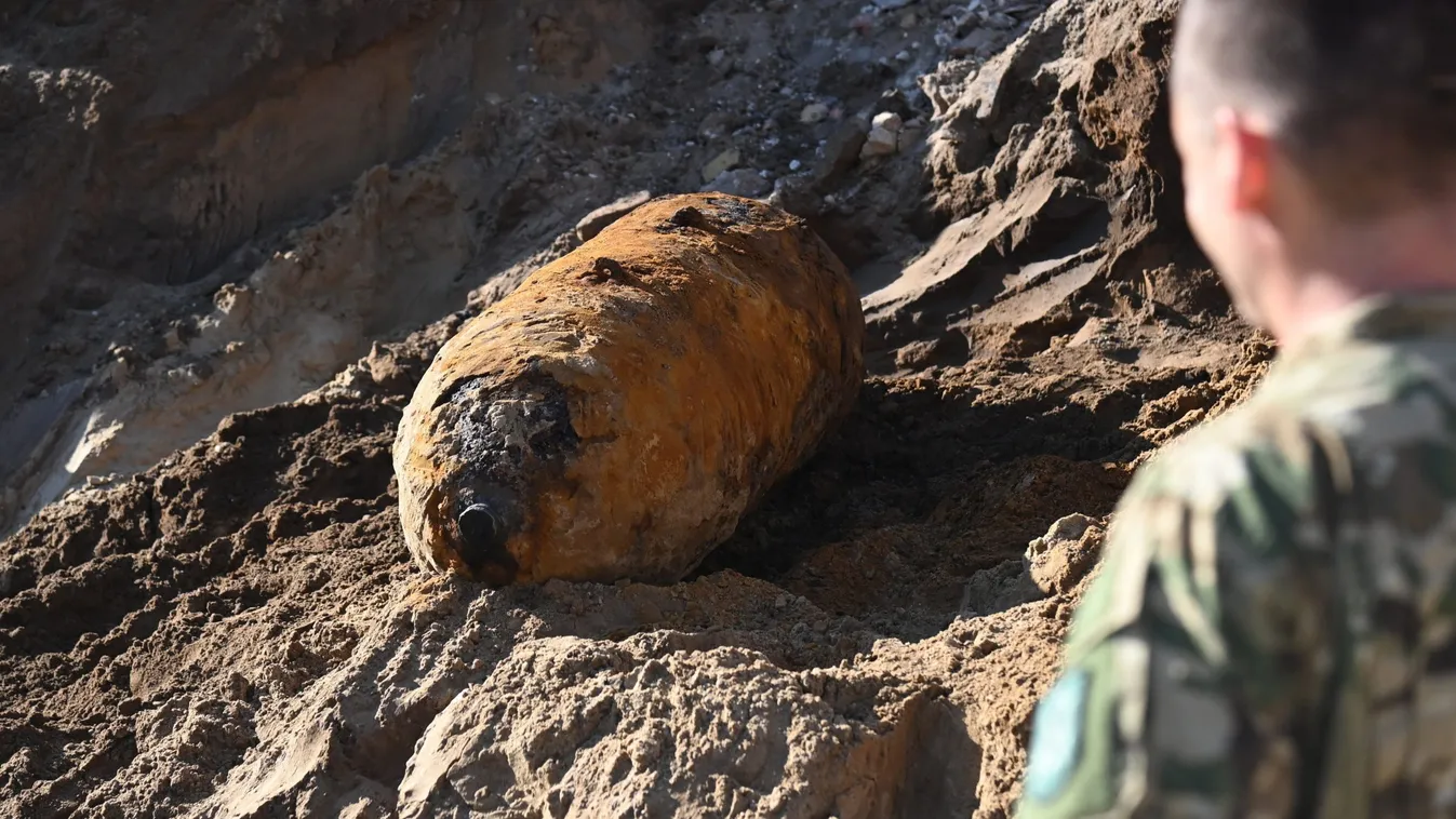Lőszerrel játszottak az ukrán tinédzserek