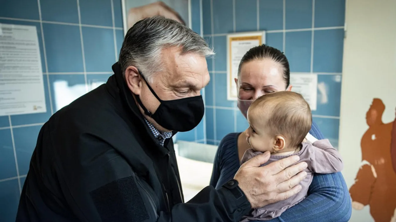 Orbán Viktor a határon: Felkészültünk a jelenleginél is nagyobb menekülthullám kezelésére