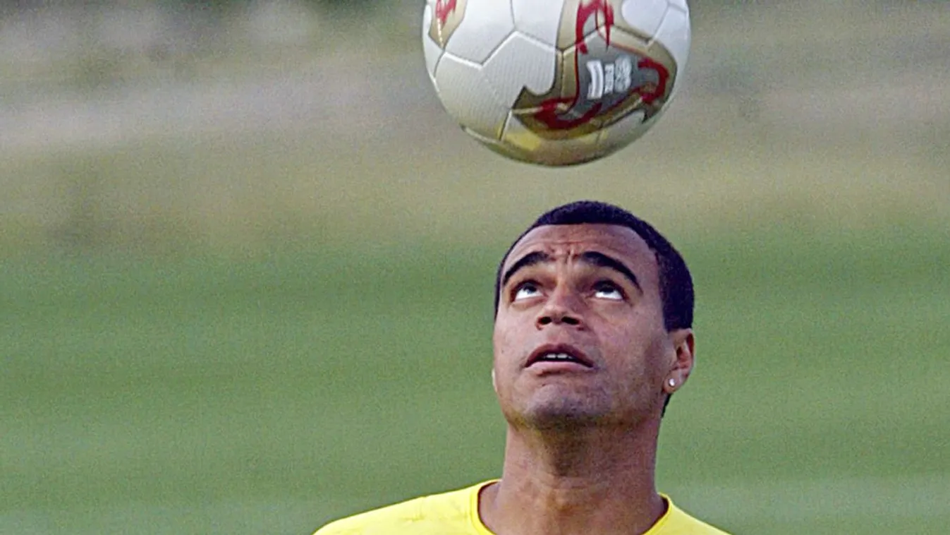 Elképesztő, visszatér a pályára a nagy kedvenc