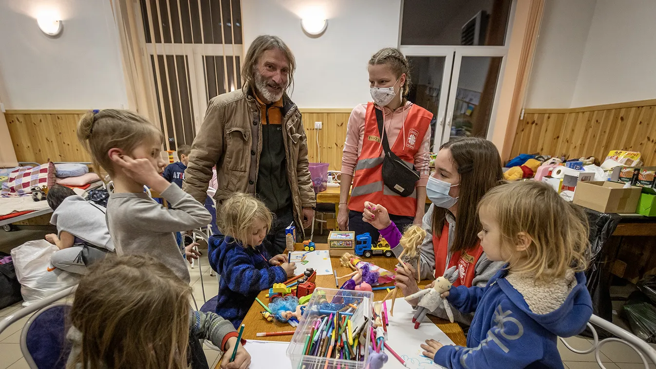 Megállíthatatlanul emelkedik az üzemanyag ára Nyugat-Európában