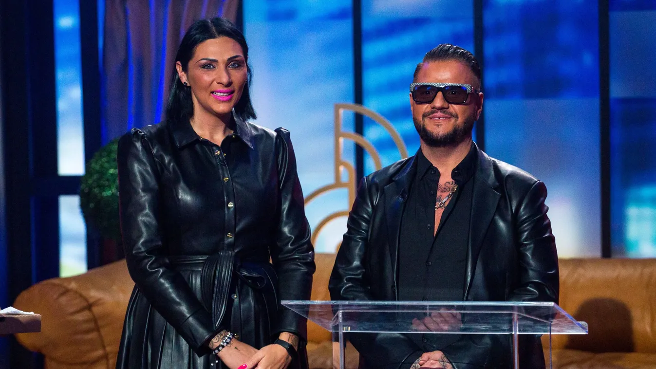 Romantikus lesifotó készült Budán a magyar énekesről