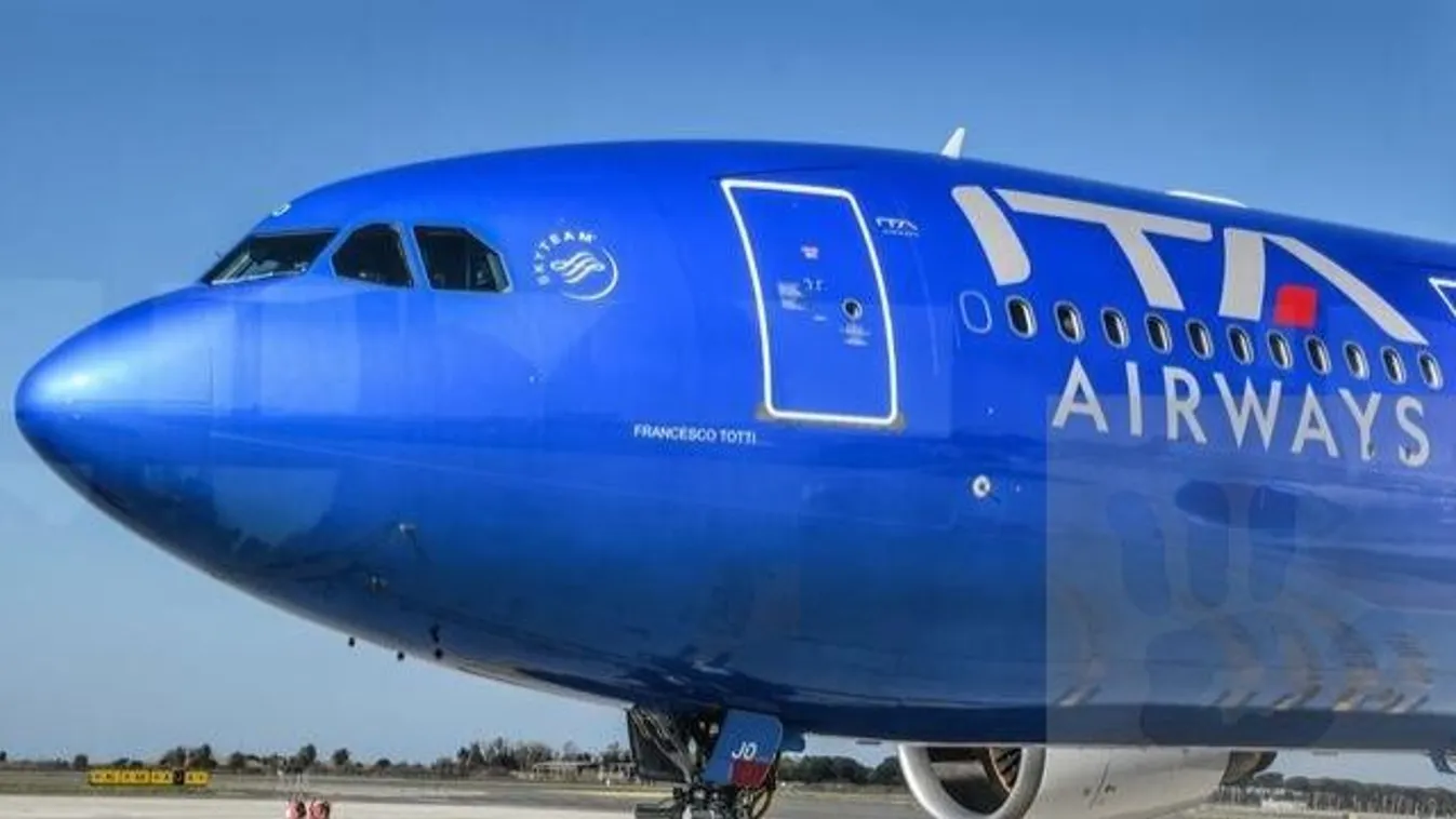 Óriási elismerés, repülőt neveztek el a világsztárról