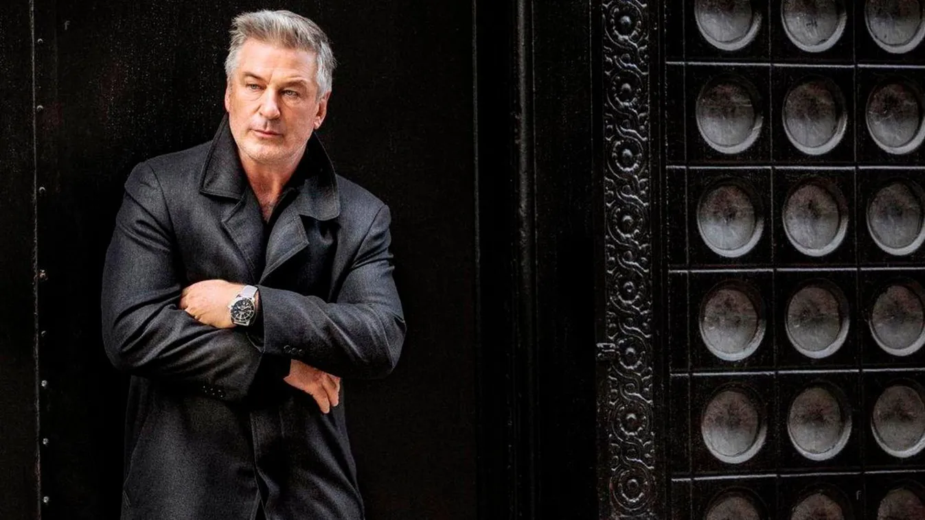 Óriási bejelentést tett Alec Baldwin felesége