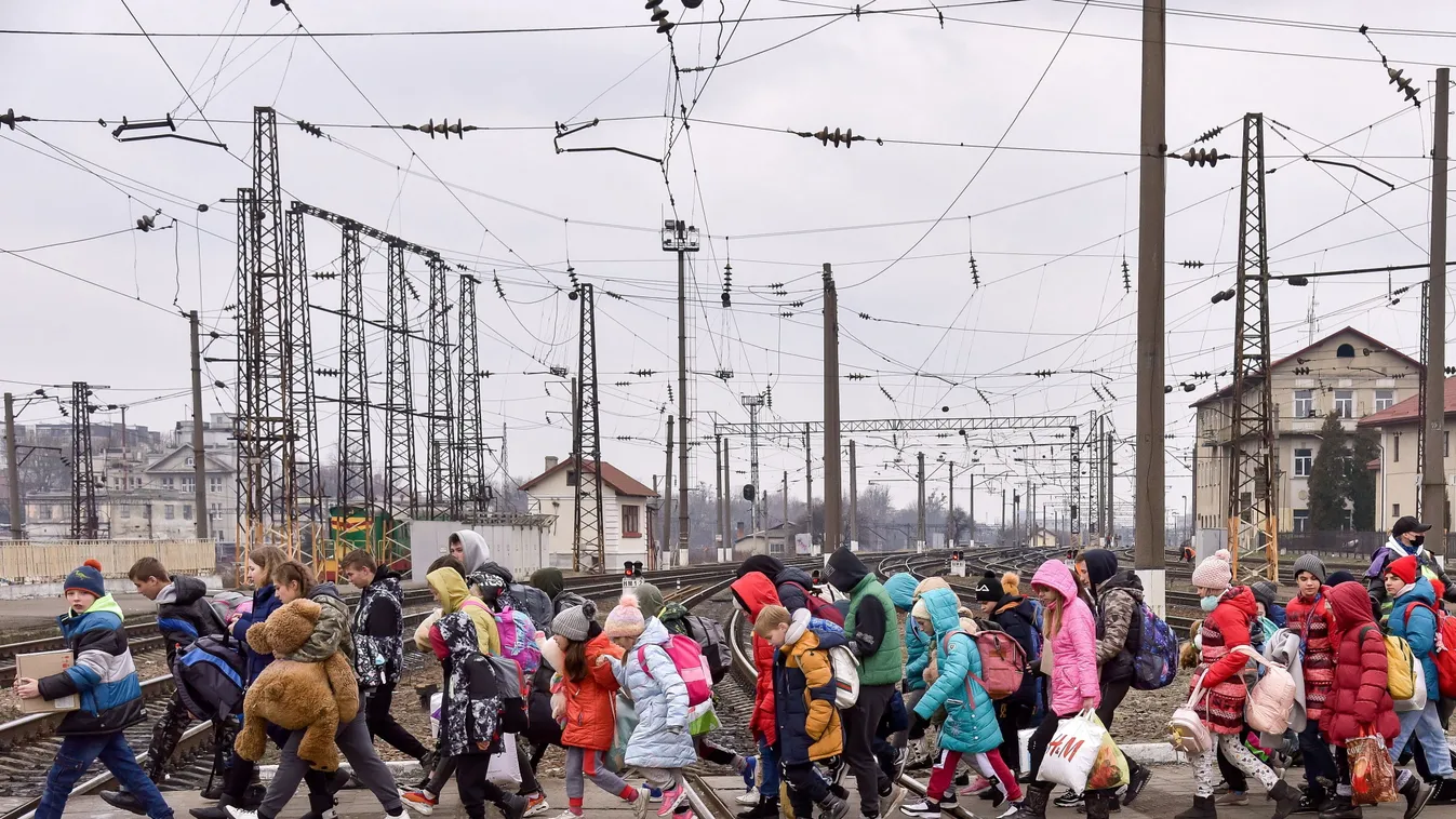 Nagyszabású gyűjtést rendeznek a menekültek megsegítésére