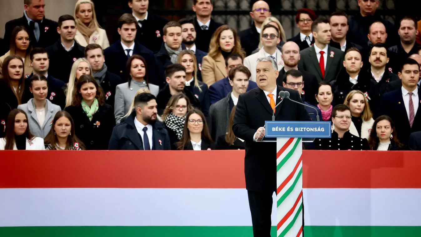 Egy percben mutatjuk, mi történt ma a Kossuth téren