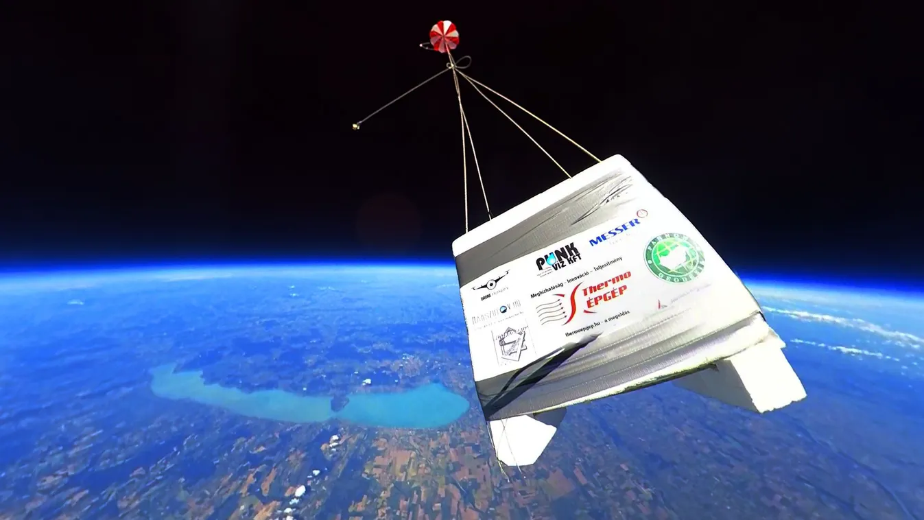 Újabb magyar űrbatyu indul útnak