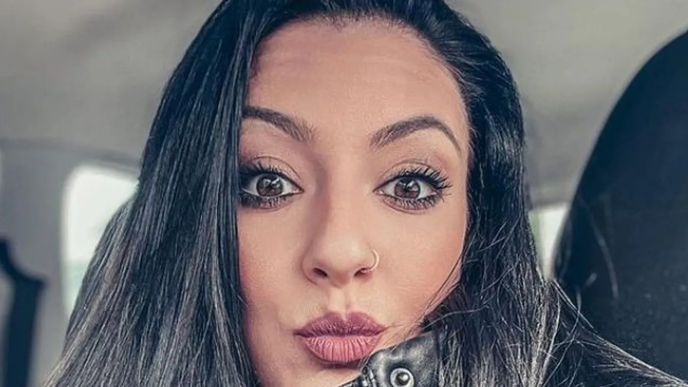 Kellemetlen meglepetés fogadta Stana Alexandrát - Fotó