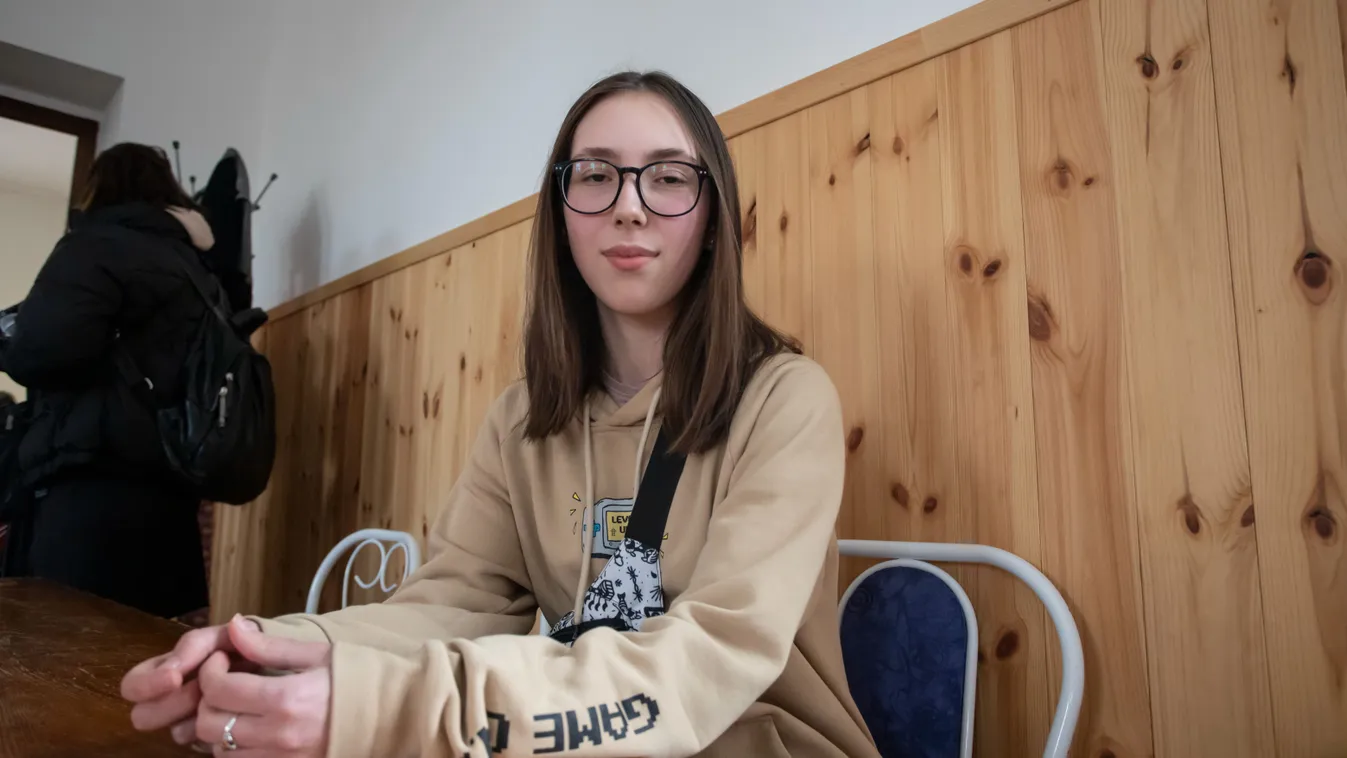 Fél napra beugrott tolmácsnak, az ukrajnai menekült