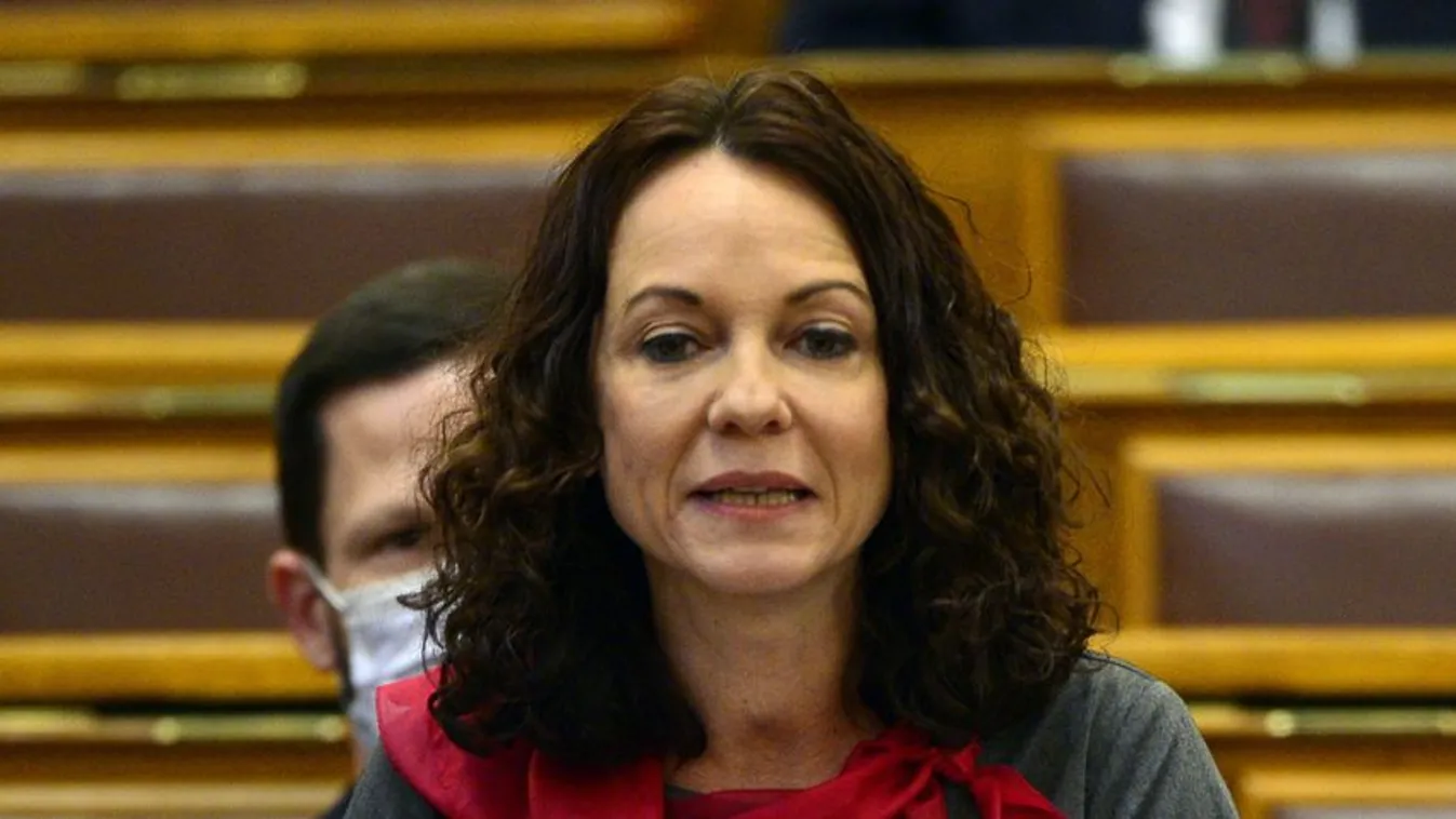 Szabó Tímea amerikai mentora lázította az ukránokat, majd, ahogy forró lett a helyzet, kimenekítették