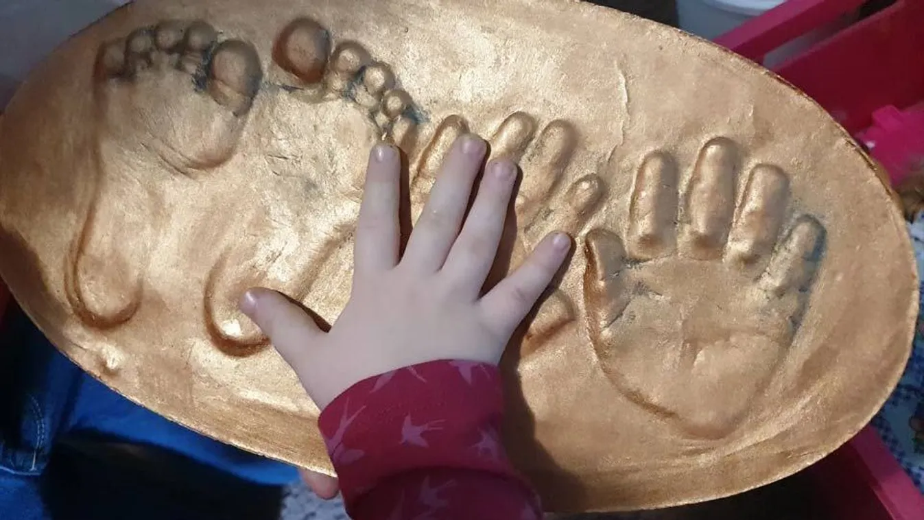 Hogy állíthatsz emléket a gyermekéveknek?