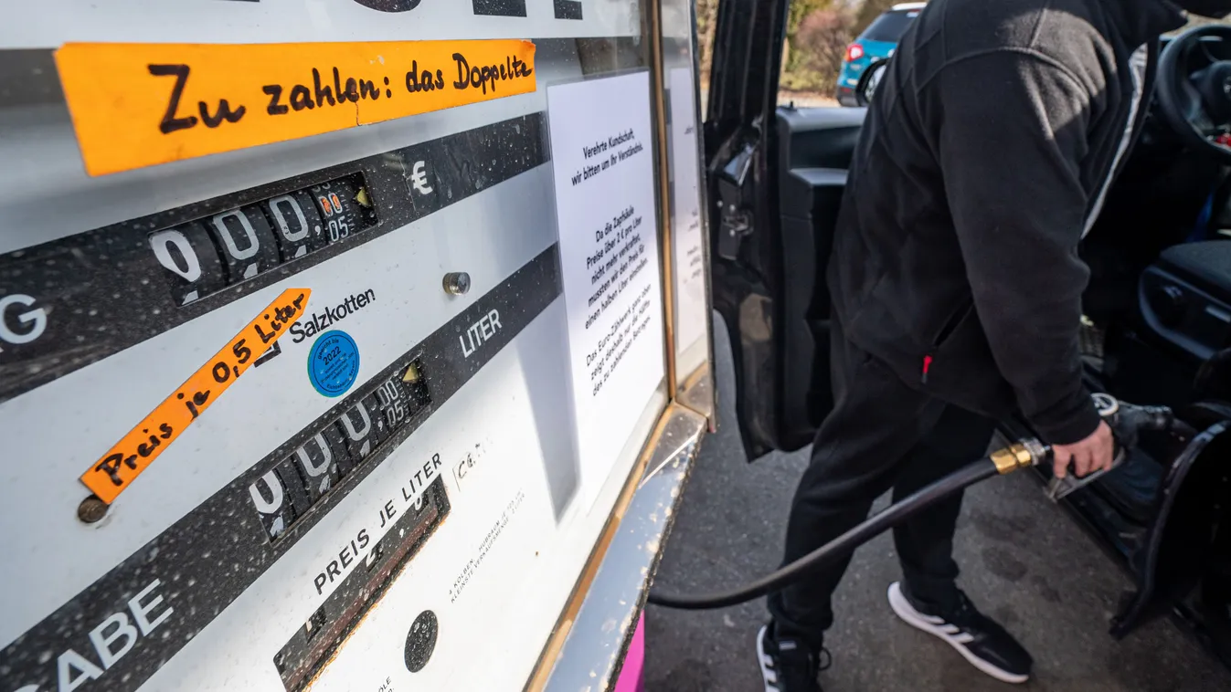 Sosem látott benzinárak sokkolják az európai autósokat