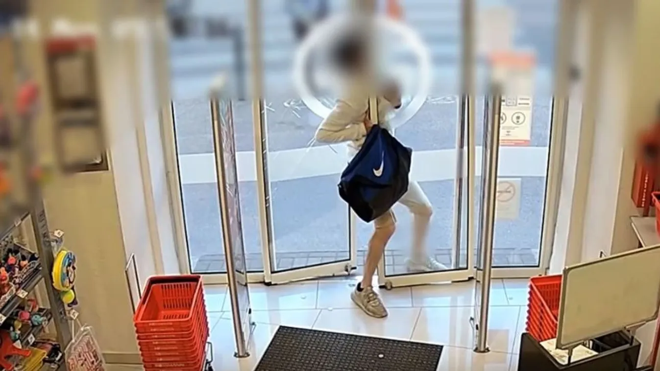 Nehéz kibírni nevetés nélkül: videón a csapdába esett bolti szarka