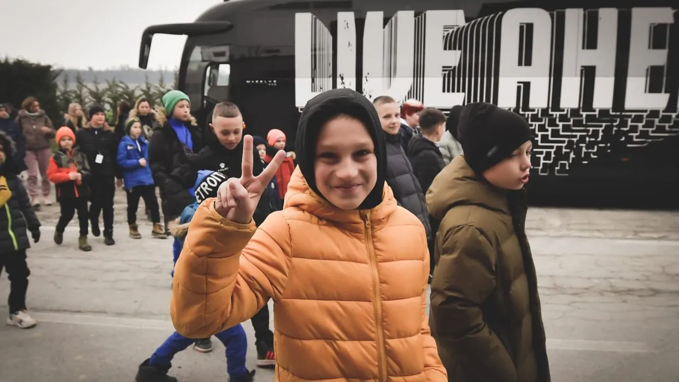 Kiderült a magyar autópálya-konvoj rejtélye