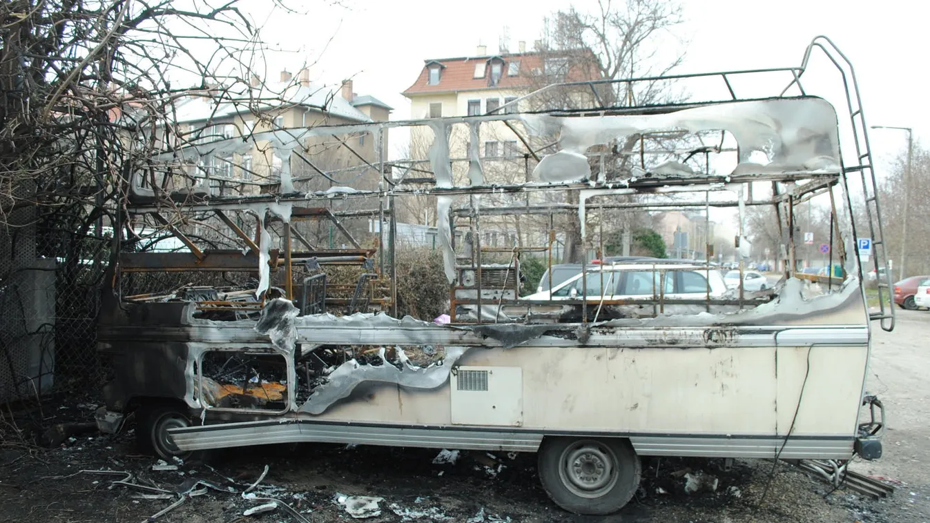 Mi történt? Autók lángoltak Budapesten