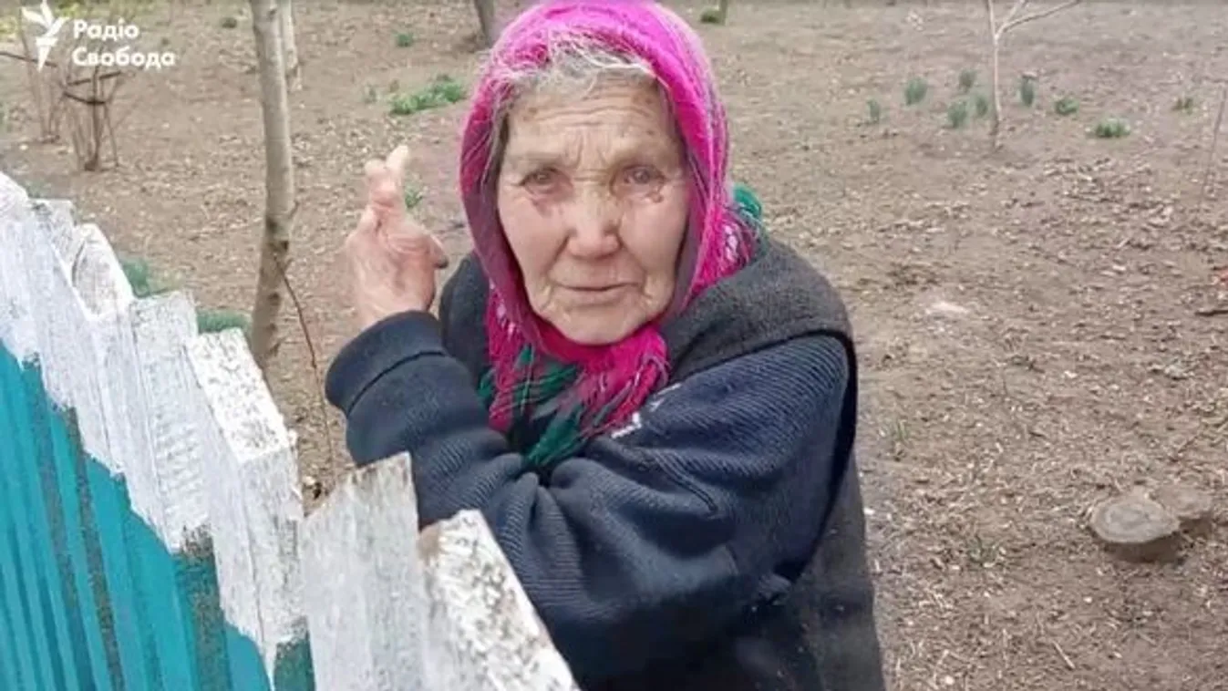 Szívszorító választ adott az idős asszony, miért nem hagyja el a háború sújtotta faluját