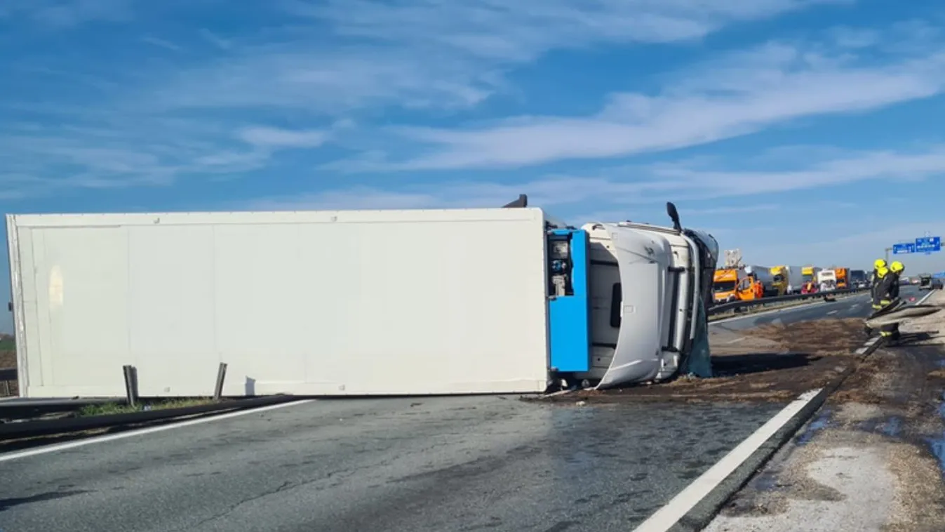 Baleset miatt több kilométeres a torlódás az M4-esen - durva fotó