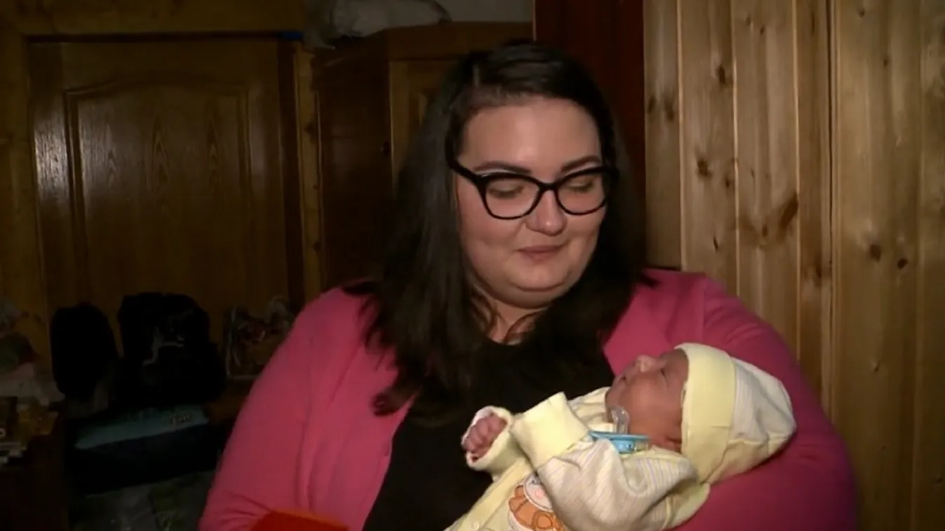 Ukrajnában harcoló férjére gondolt a szülőszobán Júlia