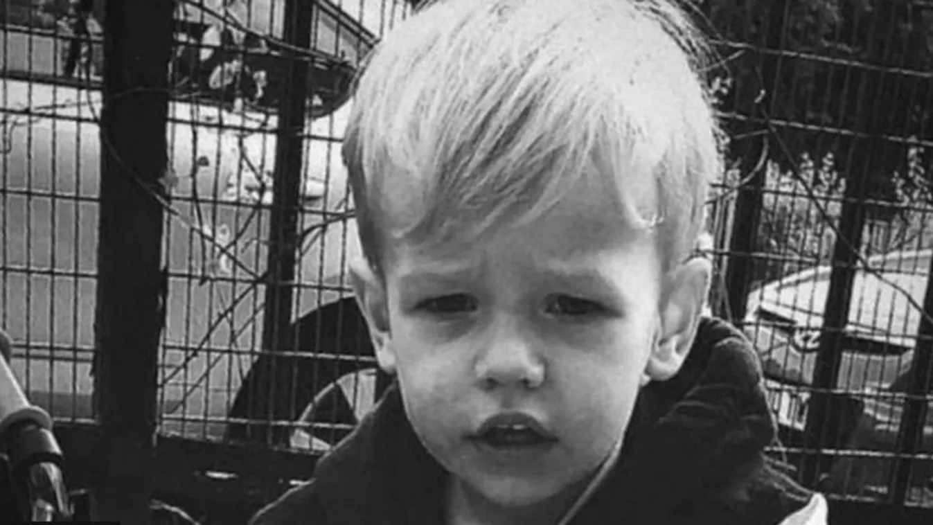 Holtan találták 2 éves fiút a szobájában