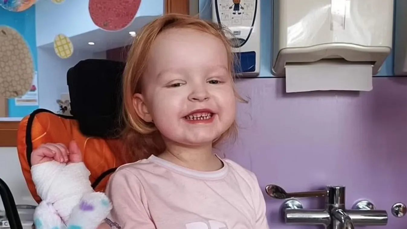 „Nem halhat meg” – hepatitiszfertőzéstől szenvedő kislánya életéért könyörgött az apa