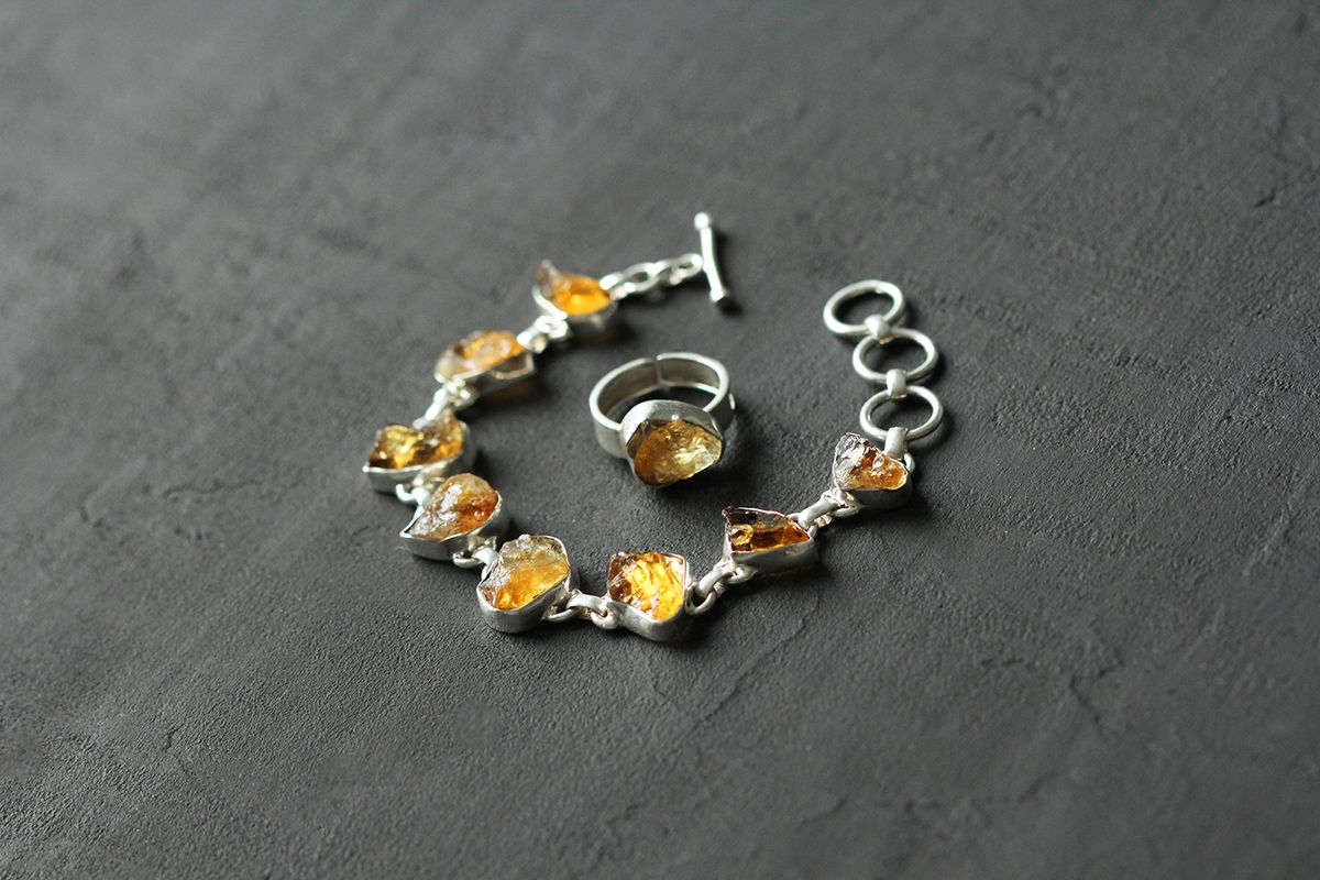 Citrine,Bracelet,,Ring.,Bracelet,Made,Of,Stones,On,Hand,From