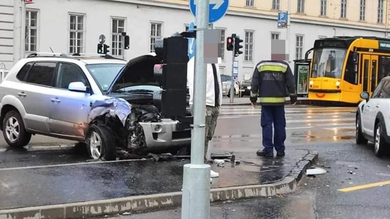 Durva baleset Budapest belvárosában - Fotók