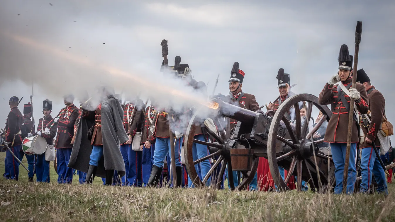 Újravívták a tavaszi hadjáratot – élő történelemórát tartottak a hagyományőrzők