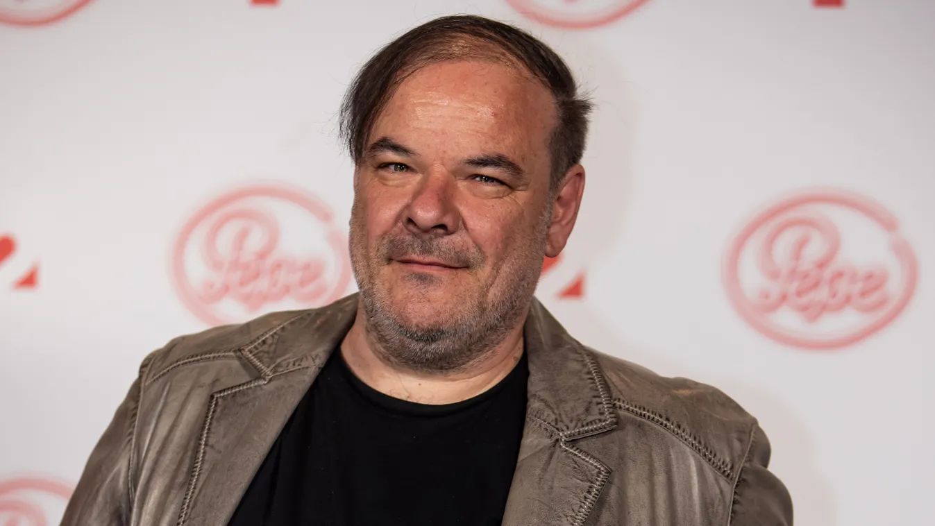 Kiderült, mit gyűjt olyan lelkesen a Pepe sztárja