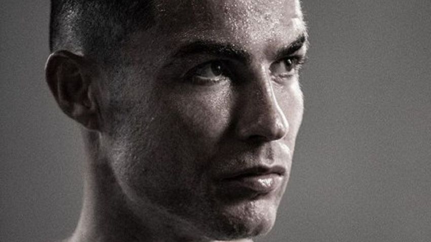 Megmutatta életben maradt újszülött lányát Ronaldo