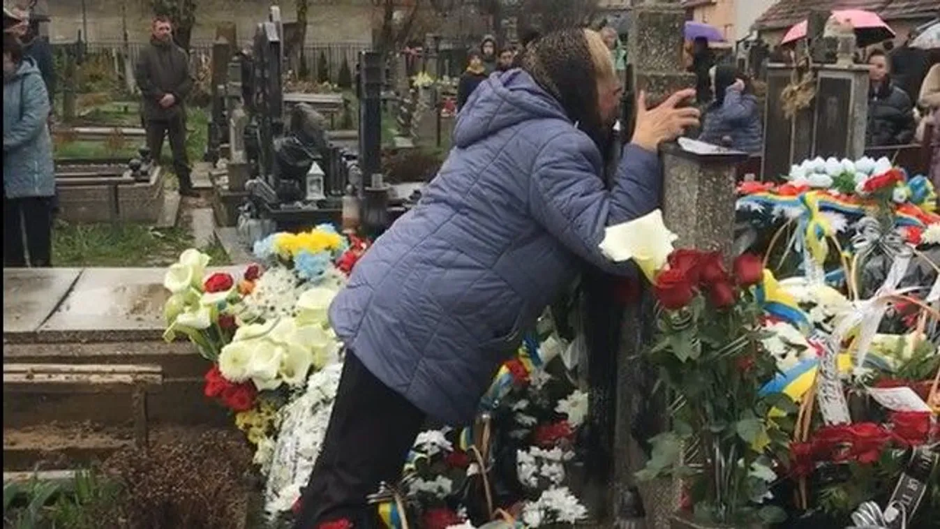 Így tisztelegtek a hősi halott magyar katona előtt