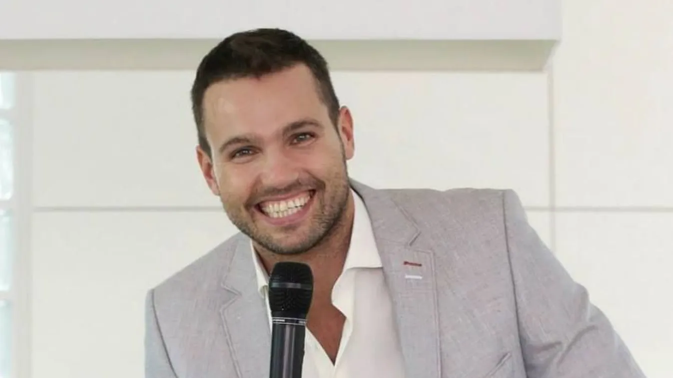 Meztelenül ment ki a kertbe a magyar műsorvezető - Fotó