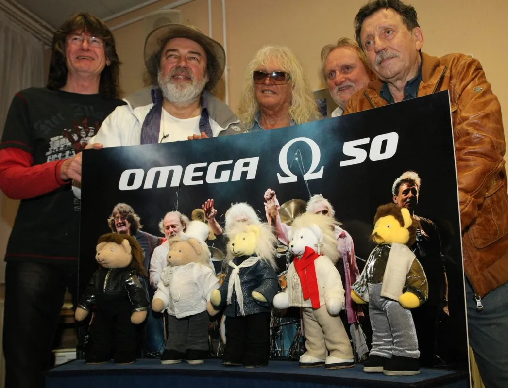 Kóbor János; Molnár György; Debreczeni Ferenc; Benkõ László; Mihály Tamás;