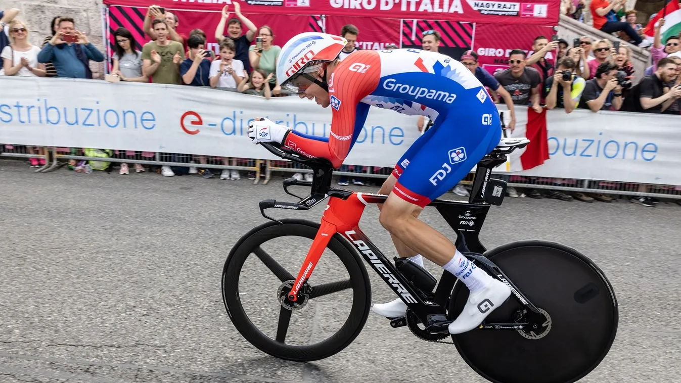 Valter Attila a világ legjobb csapatához szerződött