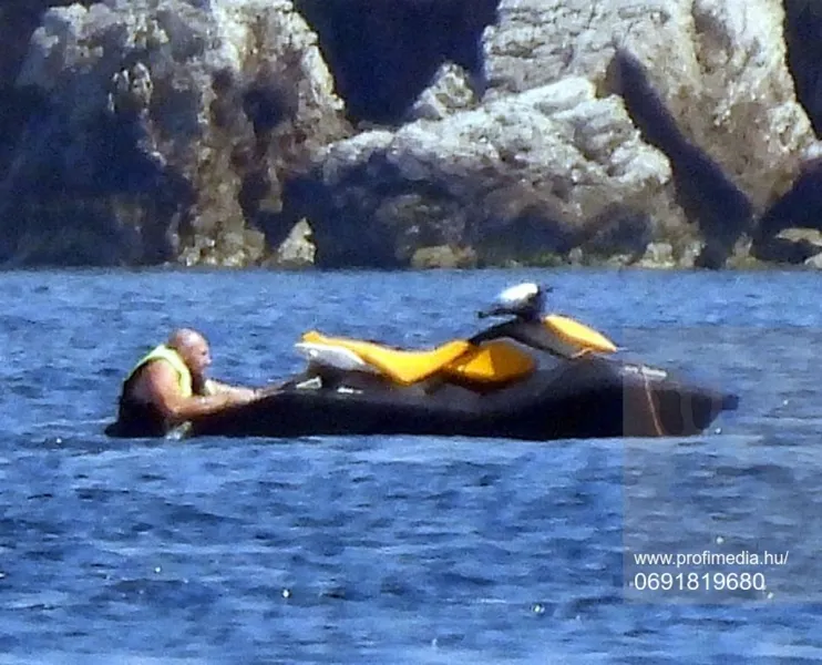 EXCLUSIVE: Tyson Fury Seen With His Family On A Yacht In Cannes, France