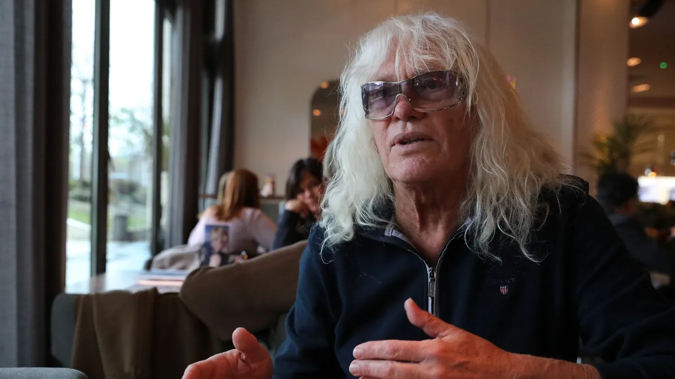 Súlyos ígéretet tett Kóbor Jánosnak az Omega menedzsere