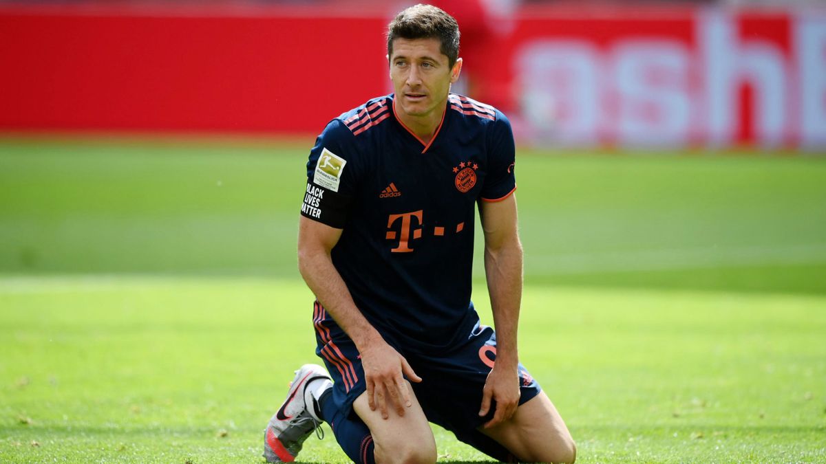 Ügynöke lebuktatta: Lewandowski fél lábbal már Barcelonában